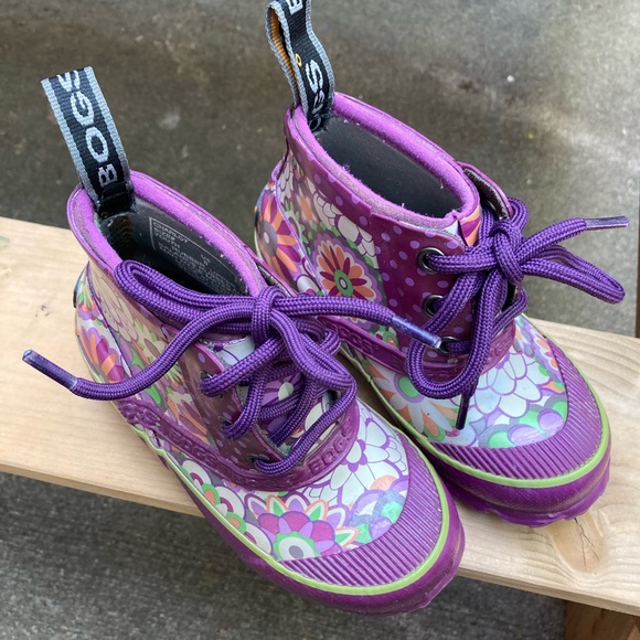 Bogs size 9 youth rain boots - Picture 1 of 4